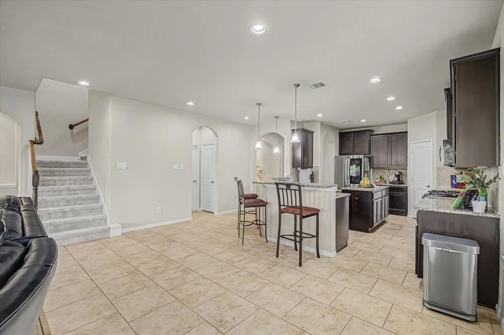 11722 Eagle Ridge Drive Mont Belvieu, TX 77535