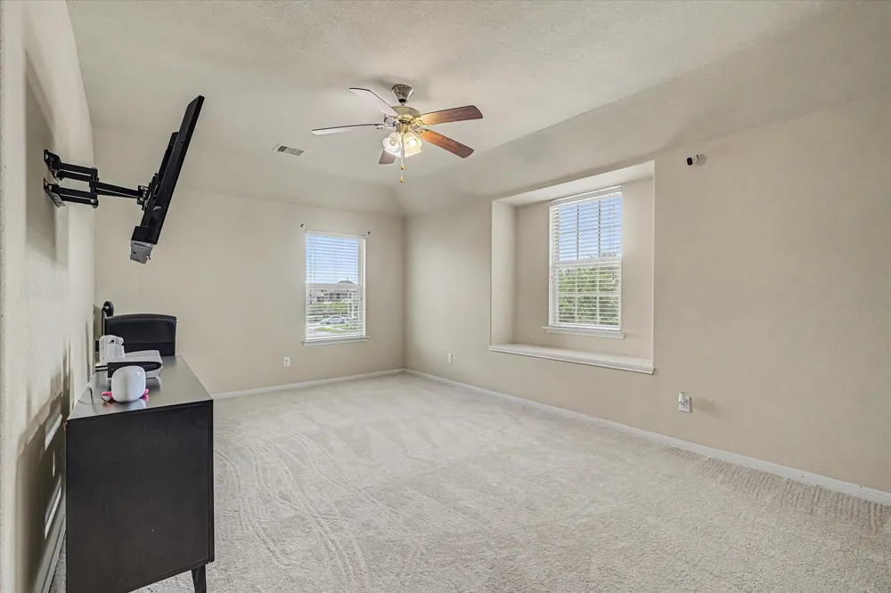 11722 Eagle Ridge Drive Mont Belvieu, TX 77535