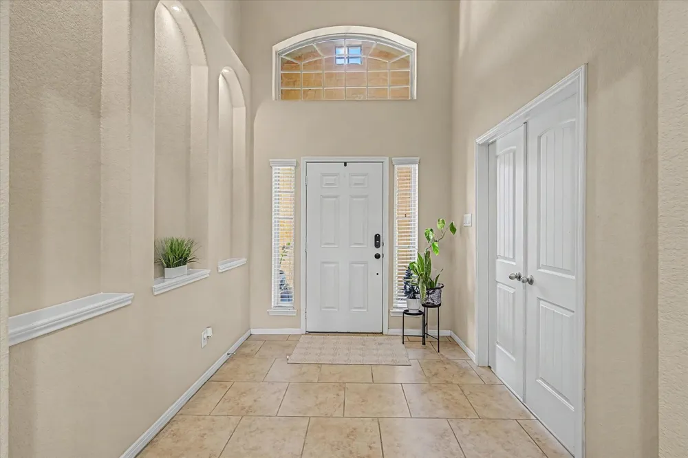 11722 Eagle Ridge Drive Mont Belvieu, TX 77535