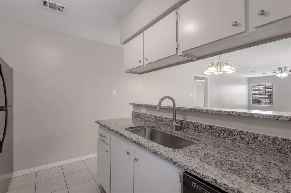 2401 Sycamore Avenue #C2 Huntsville, TX 77340