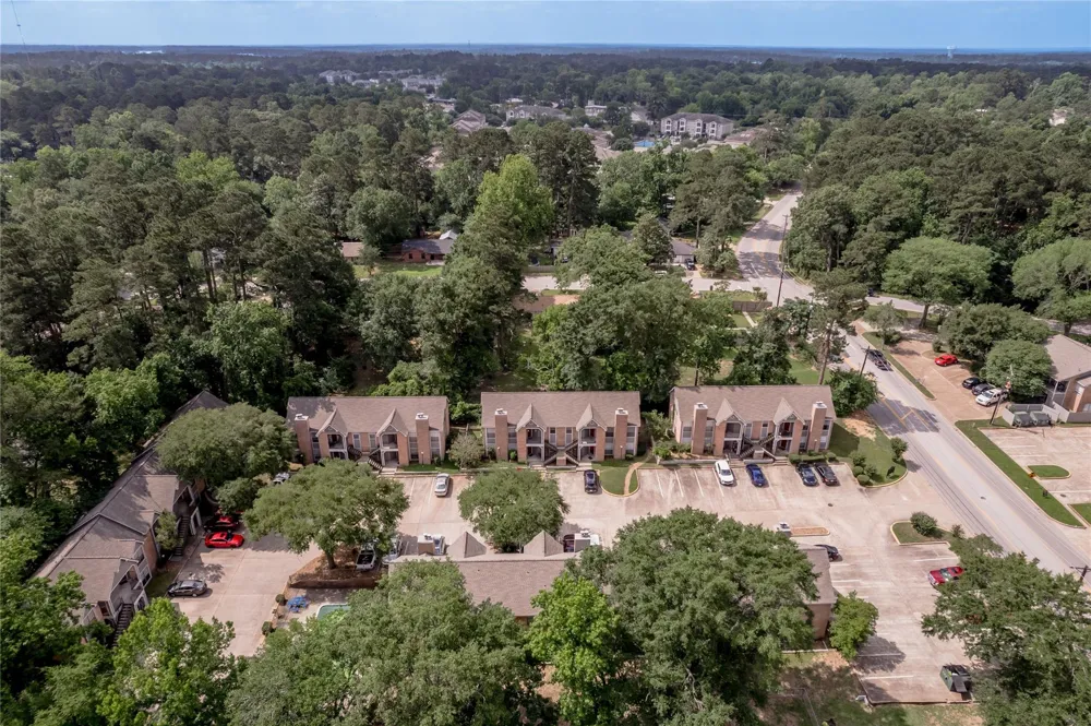 2401 Sycamore Avenue #C2 Huntsville, TX 77340