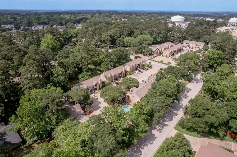 2401 Sycamore Avenue #C2 Huntsville, TX 77340