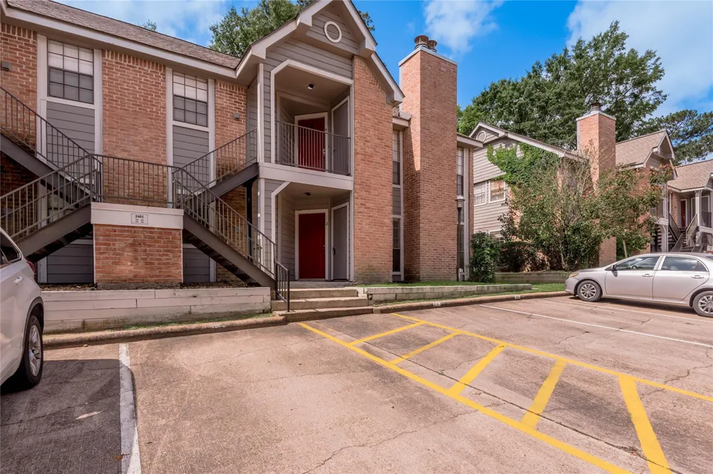 2401 Sycamore Avenue #C2 Huntsville, TX 77340