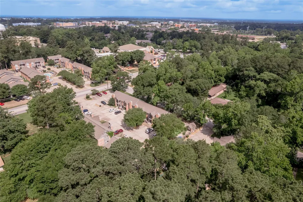 2401 Sycamore Avenue #C2 Huntsville, TX 77340