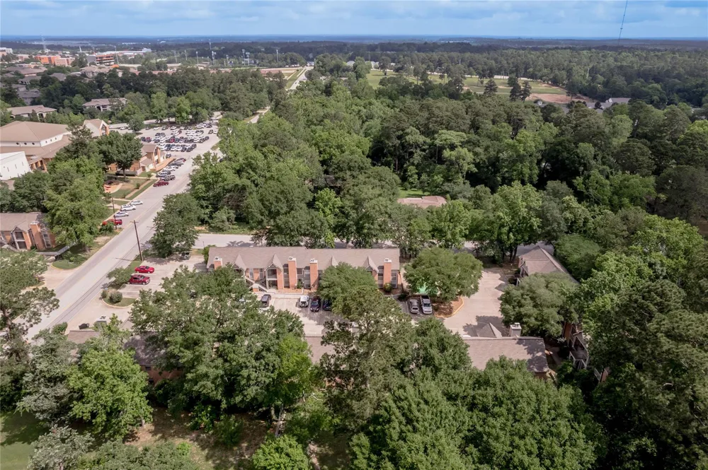 2401 Sycamore Avenue #C2 Huntsville, TX 77340