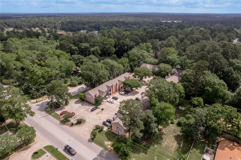 2401 Sycamore Avenue #C2 Huntsville, TX 77340