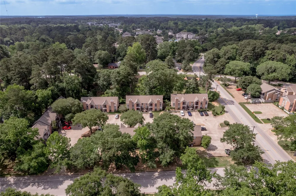 2401 Sycamore Avenue #C2 Huntsville, TX 77340