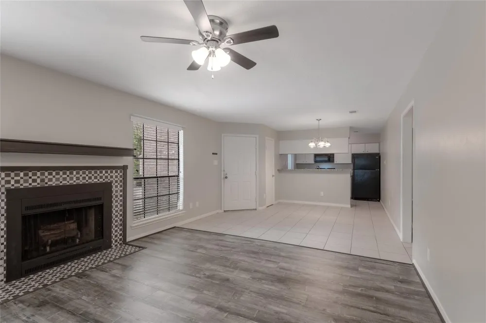 2401 Sycamore Avenue #C2 Huntsville, TX 77340