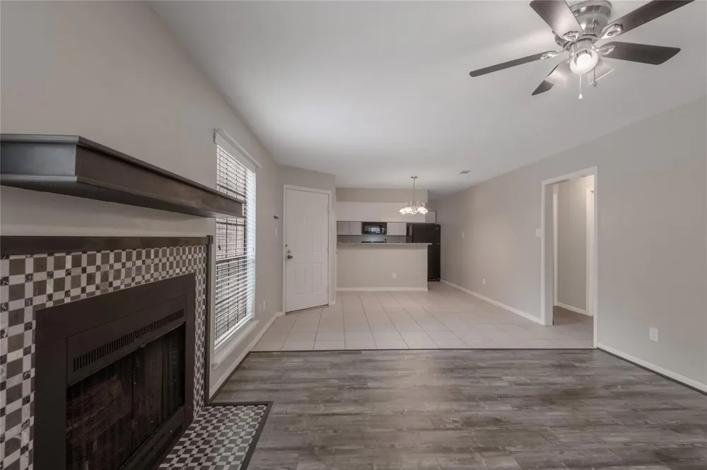 2401 Sycamore Avenue #C2 Huntsville, TX 77340