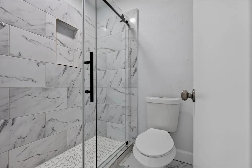 6355 S Briar Bayou Drive Houston, TX 77072