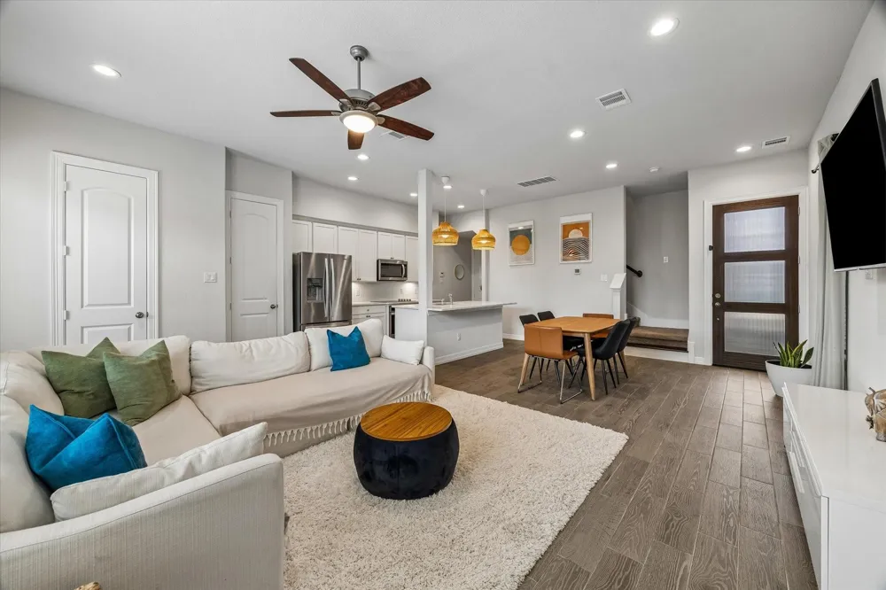 1514 Canter Bayou Way Houston, TX 77043