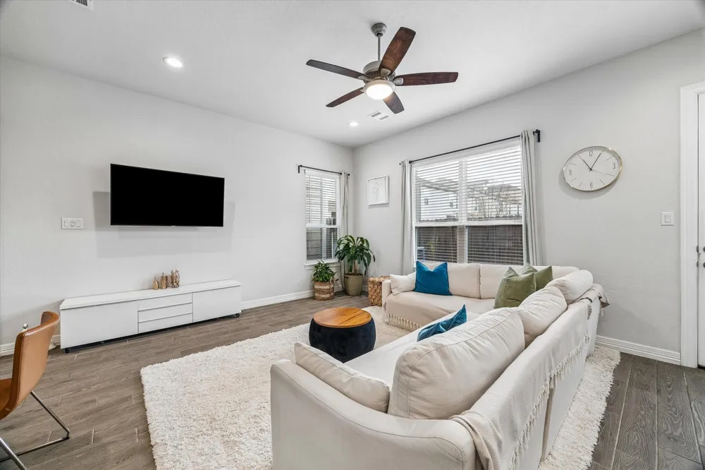 1514 Canter Bayou Way Houston, TX 77043