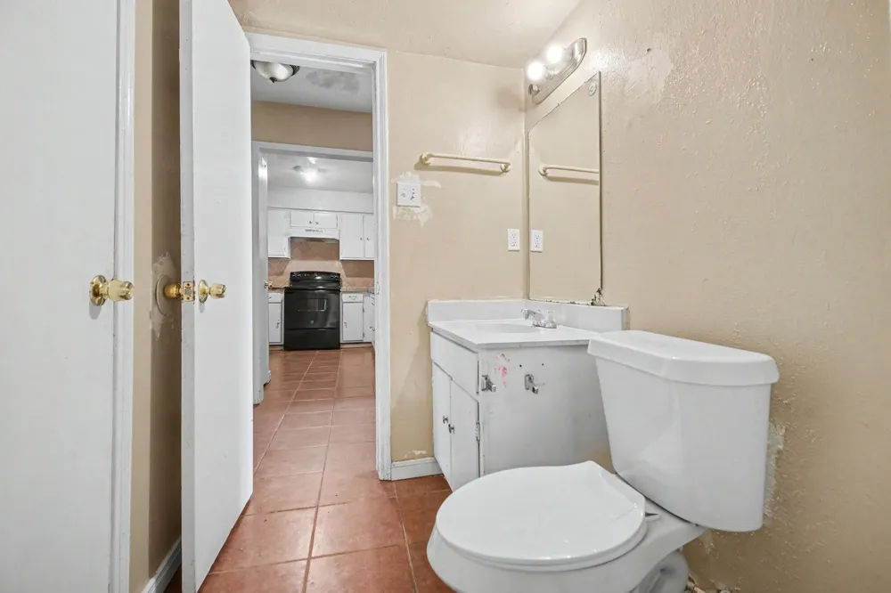 5702 Easthampton Drive #C Houston, TX 77039