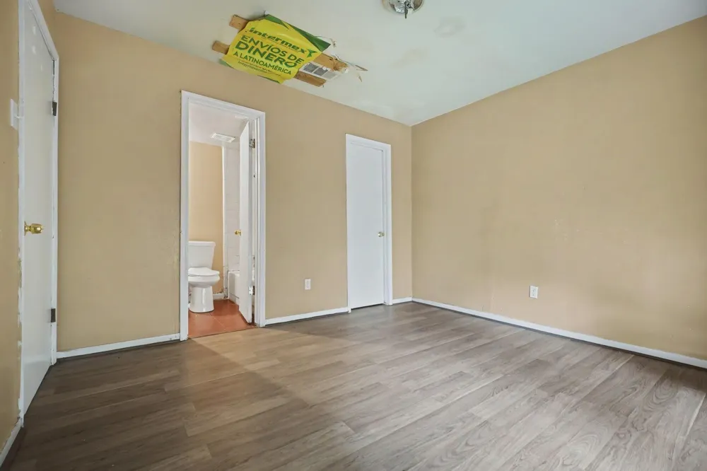 5702 Easthampton Drive #C Houston, TX 77039