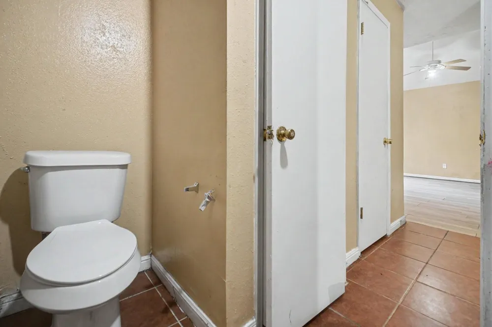 5702 Easthampton Drive #C Houston, TX 77039
