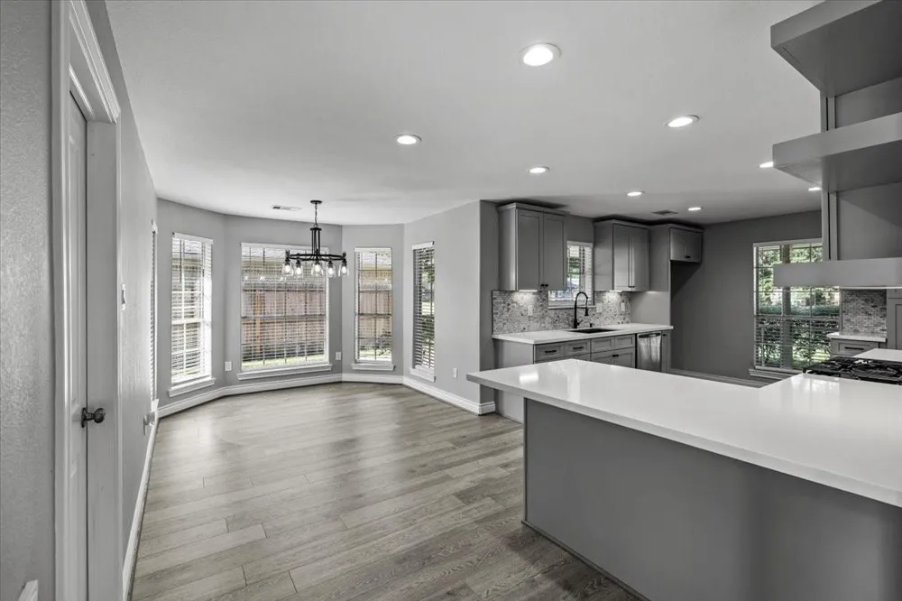 2318 Killarney Lane Deer Park, TX 77536