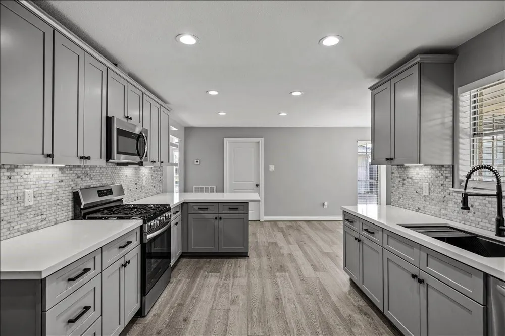 2318 Killarney Lane Deer Park, TX 77536