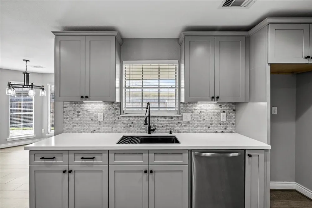 2318 Killarney Lane Deer Park, TX 77536