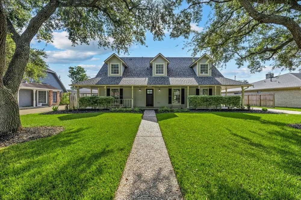 2318 Killarney Lane Deer Park, TX 77536