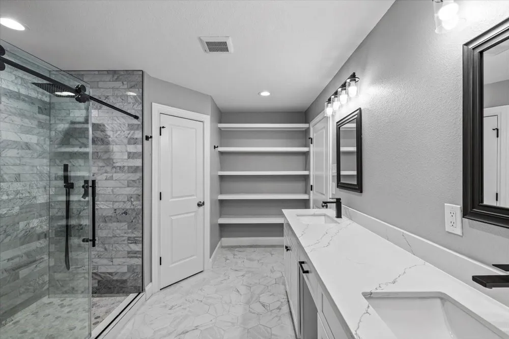 2318 Killarney Lane Deer Park, TX 77536