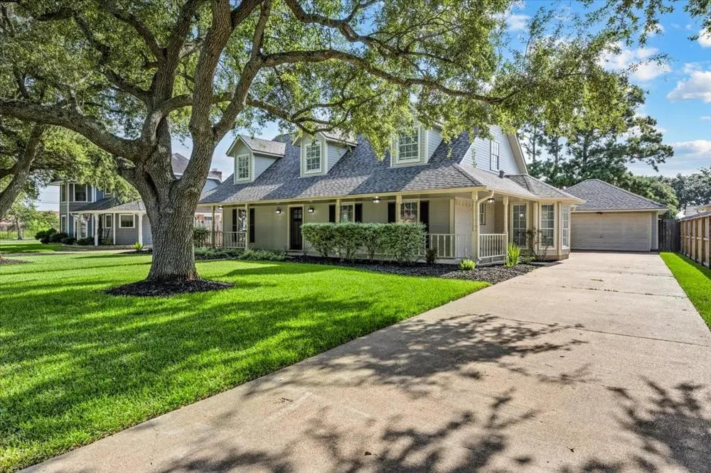 2318 Killarney Lane Deer Park, TX 77536