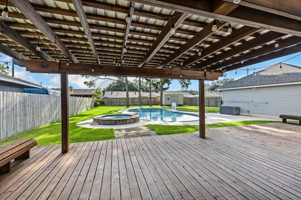 2318 Killarney Lane Deer Park, TX 77536