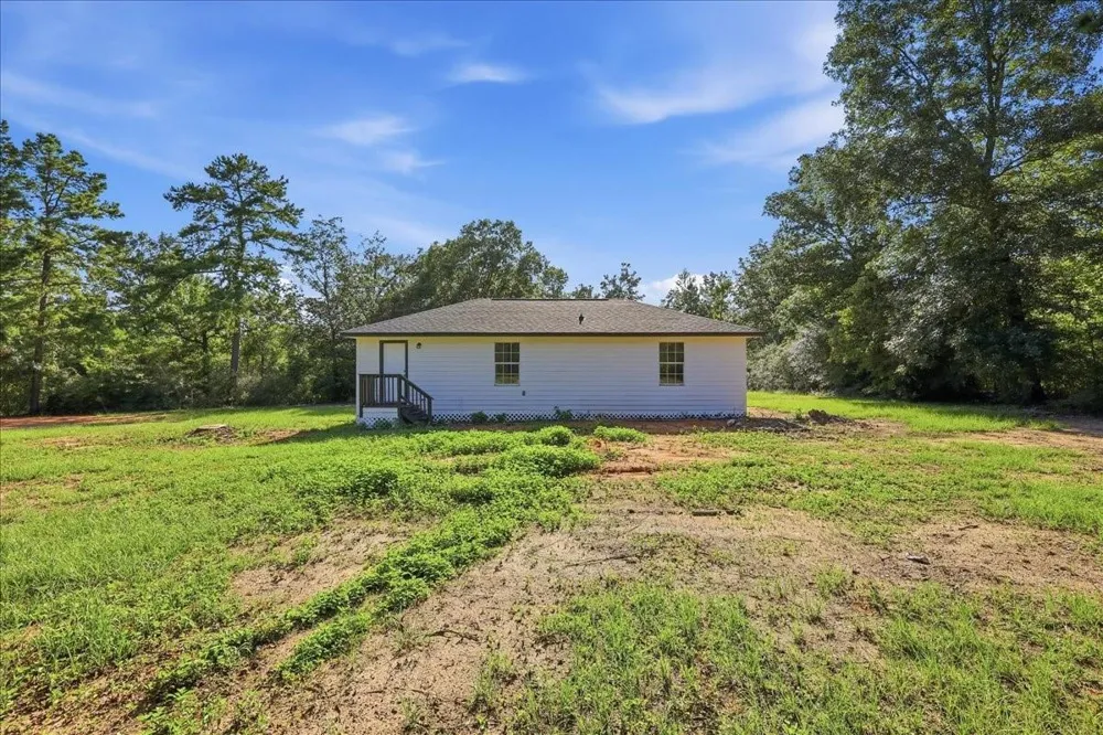 337 County Road 2035 Newton, TX 75966
