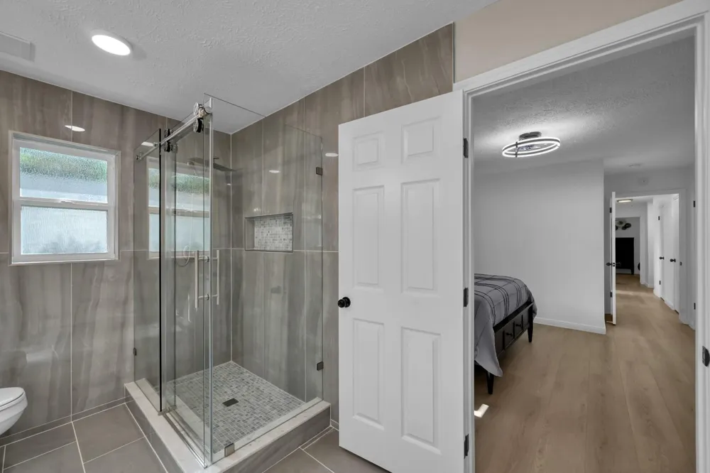 28926 Twisted Oak Drive Shenandoah, TX 77381