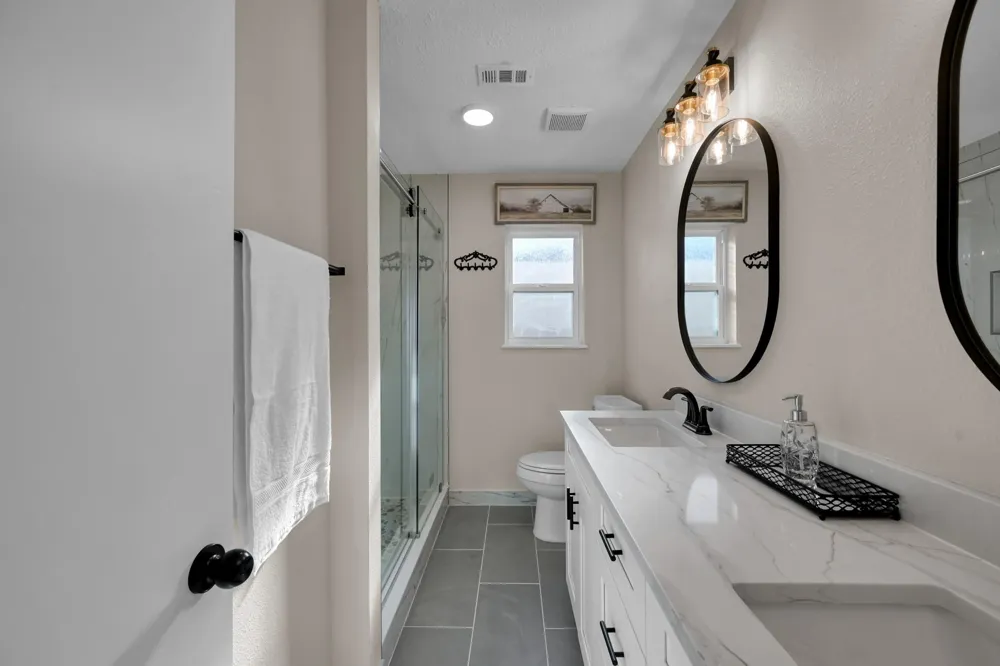 28926 Twisted Oak Drive Shenandoah, TX 77381