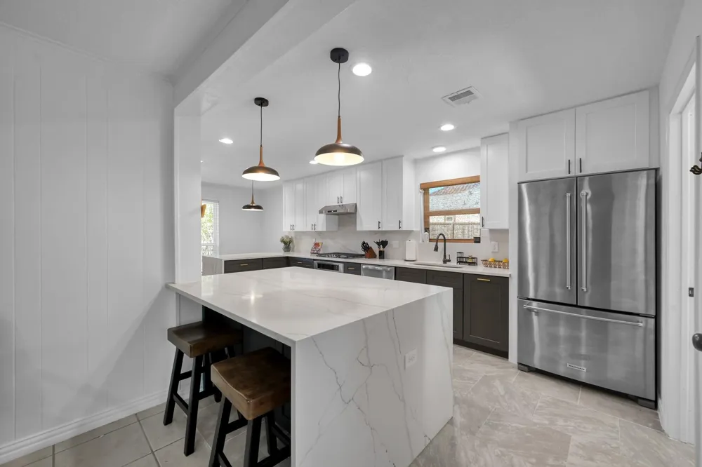 28926 Twisted Oak Drive Shenandoah, TX 77381