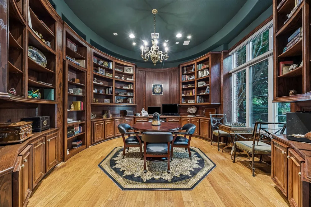 7 Paradise Point Drive Sugar Land, TX 77478