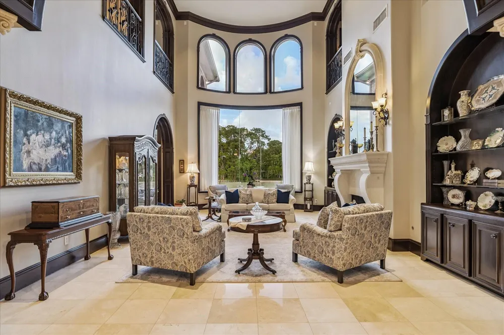 7 Paradise Point Drive Sugar Land, TX 77478