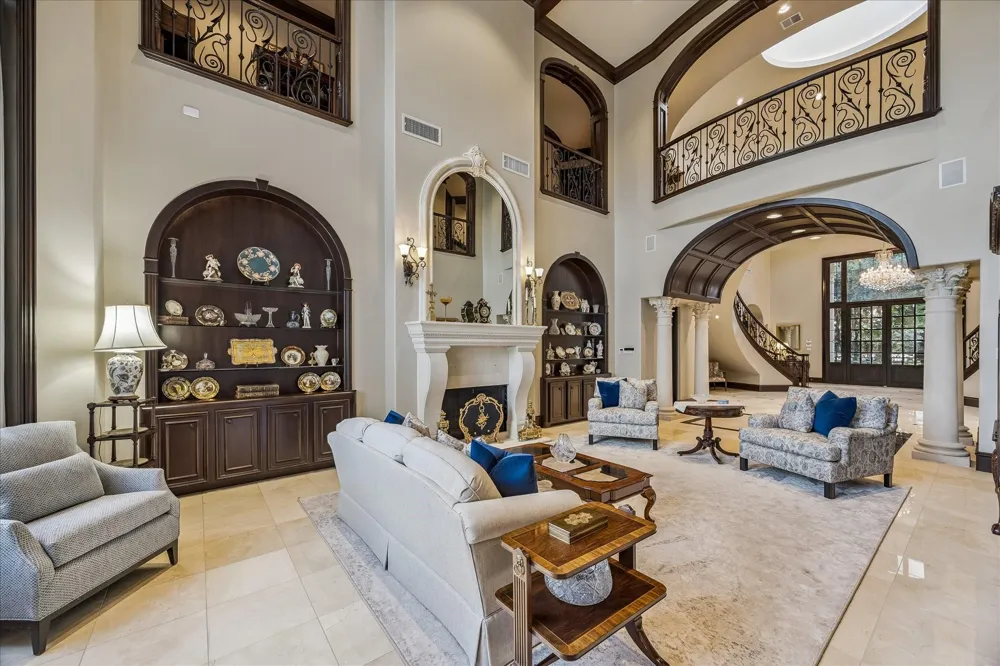 7 Paradise Point Drive Sugar Land, TX 77478