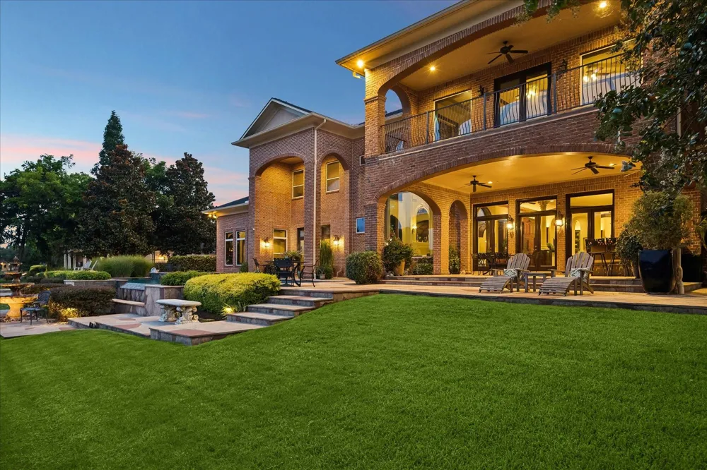 7 Paradise Point Drive Sugar Land, TX 77478