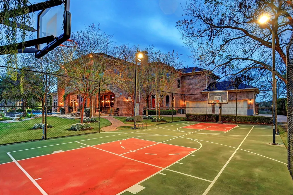 7 Paradise Point Drive Sugar Land, TX 77478