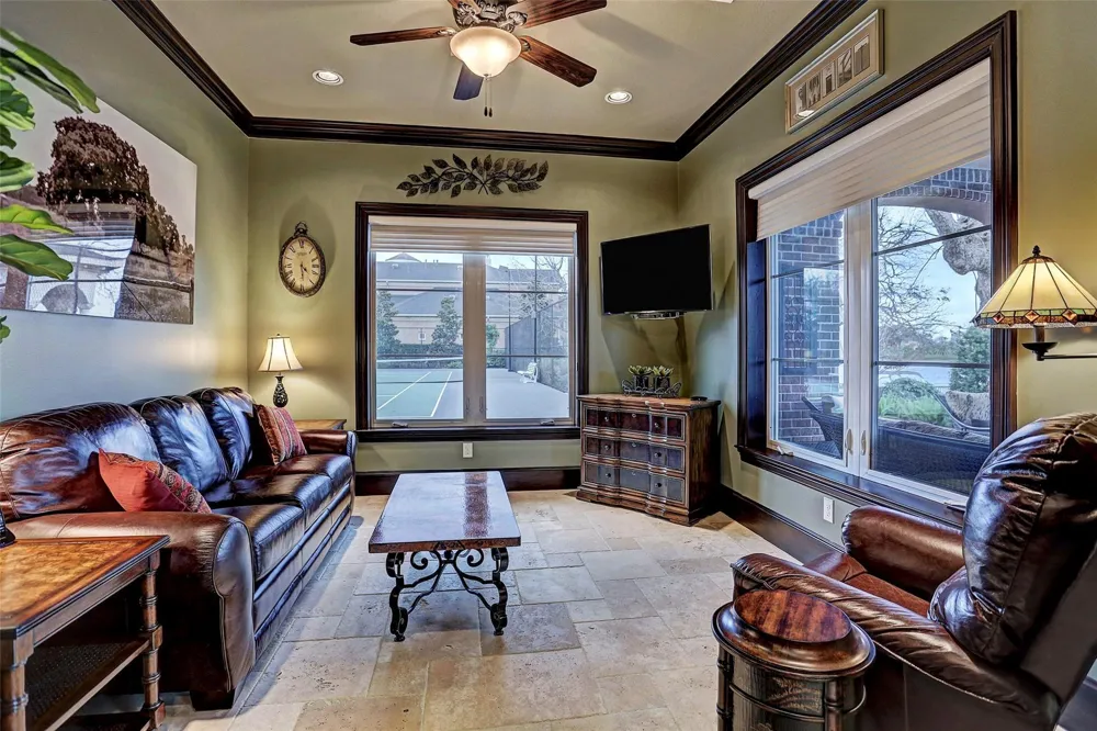 7 Paradise Point Drive Sugar Land, TX 77478