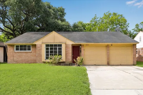 3919 Heatherbrook Drive