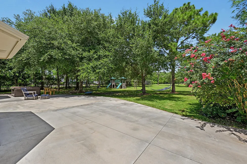 424 Middleton Street Bacliff, TX 77518