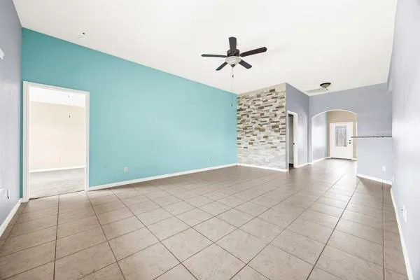 21222 Opal Oak Drive Hockley, TX 77447