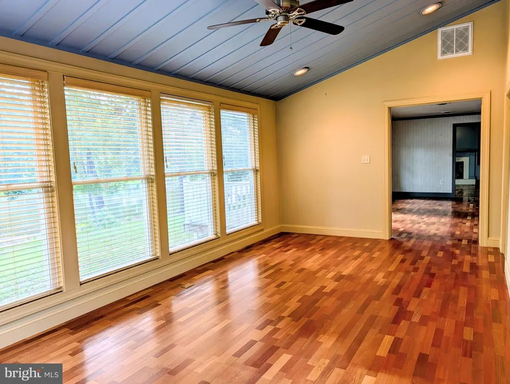 250 MARION DRIVE Seaford, DE 19973