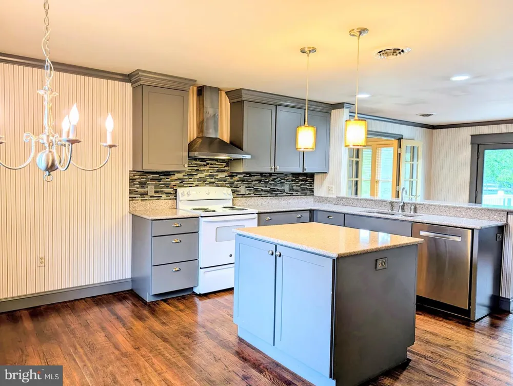 250 MARION DRIVE Seaford, DE 19973