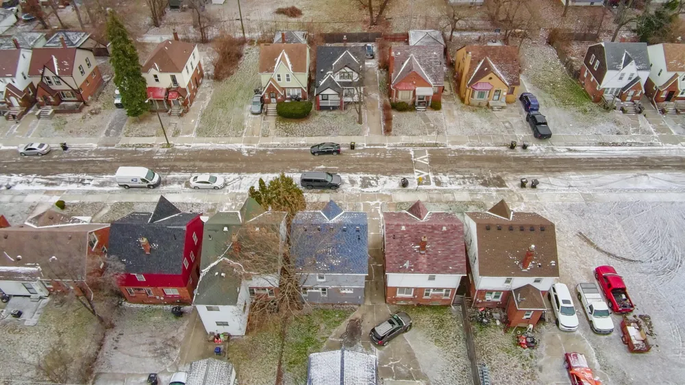 16571 Woodingham Drive Detroit, MI 48221