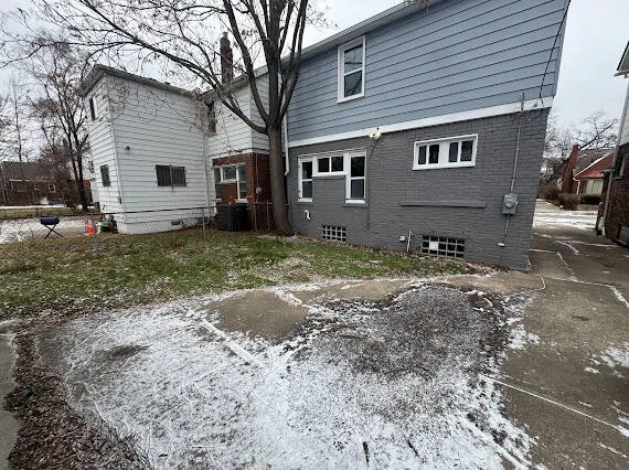 16571 Woodingham Drive Detroit, MI 48221