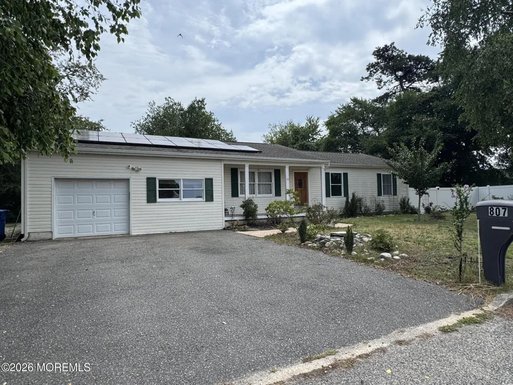 807 Deguise Street Lanoka Harbor, NJ 08734