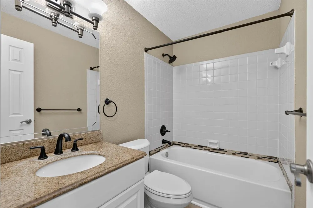 166 RAINTREE Jupiter, FL 33458
