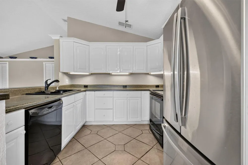 166 RAINTREE Jupiter, FL 33458