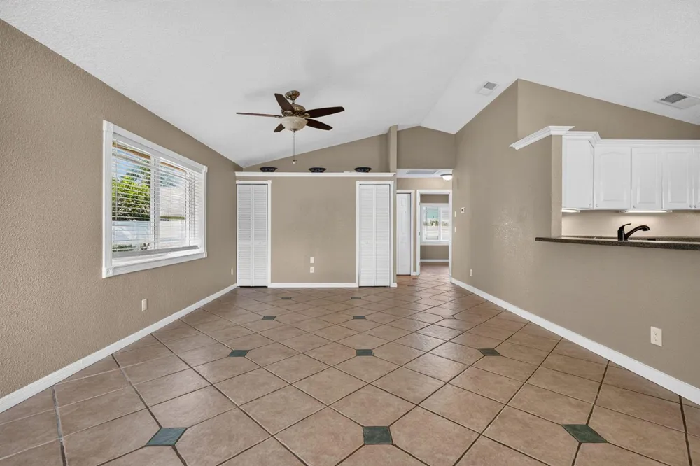 166 RAINTREE Jupiter, FL 33458