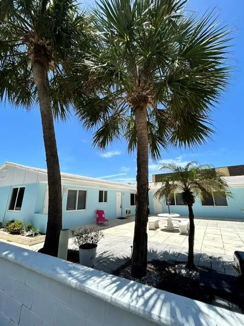101 Linda Lane #22 Palm Beach Shores, FL 33404