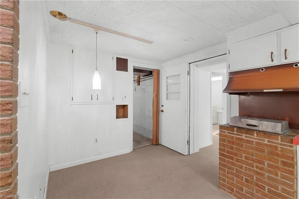 603 Duke Street Thomasville, NC 27360