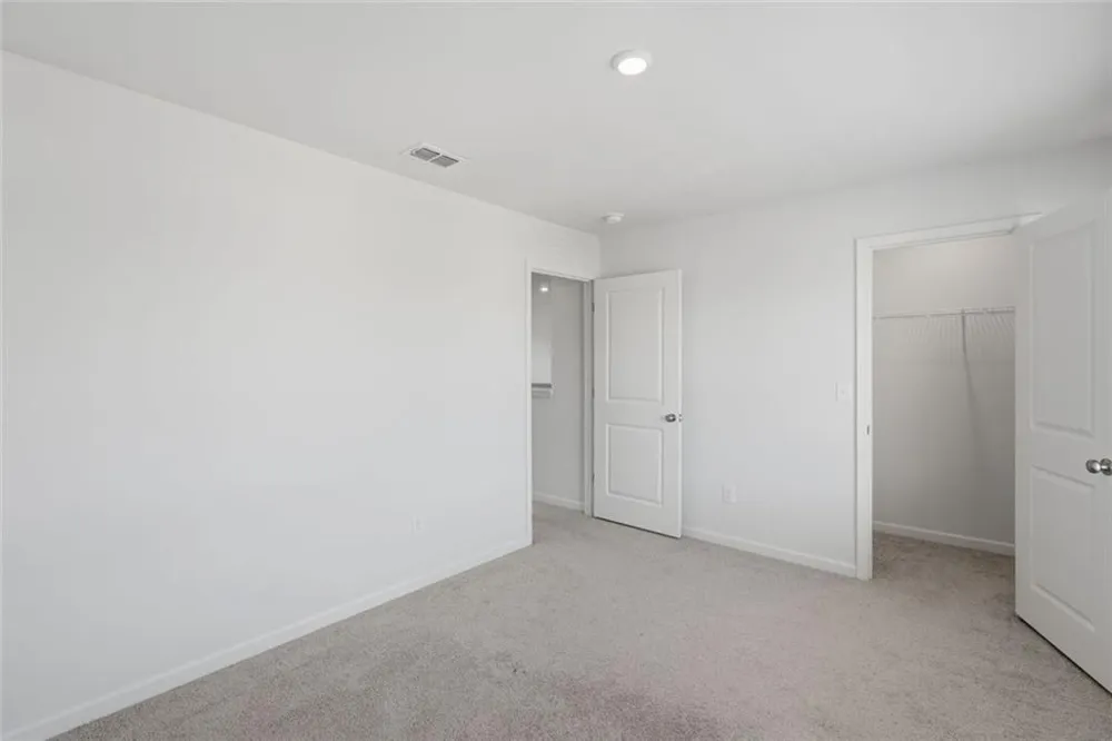133 Oxford Lane Kingston, GA 30145